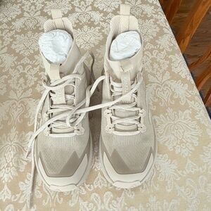 Adidas Terrex Free Hiker 2.0 women's size 7 Wonder Beige/Alumina NIB